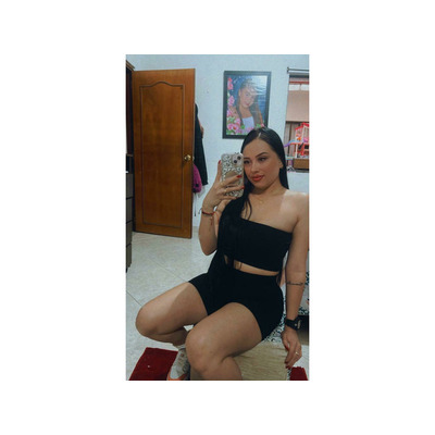 MY CURVES WILL MAKE YOU CRAZY, COME TO VERME