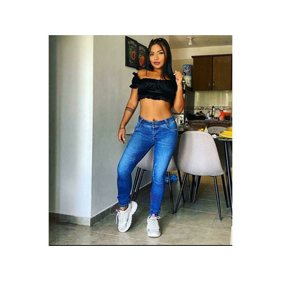 Valentina Particular salidas, packs horas