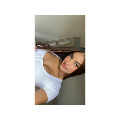 VIDEOLLAMADAS ESTOY CALIENTE MASTURBANDOME