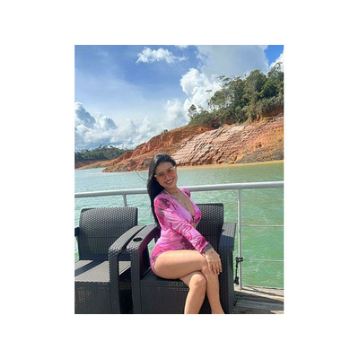 CONOCE ESTA AVENTURERA CHICA LATINA