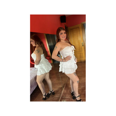 SKIRTING REAL, 18 AÑOS.