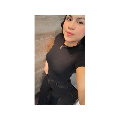 HERMOSA LATINA CARIÑOSA Y APACIONADA