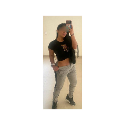 M* DESEAS UNA MUJER QUE TE HAGA REIR