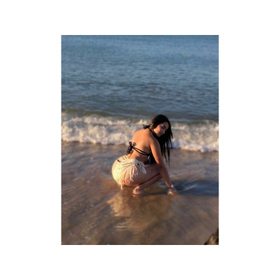 JOVENCITA DELGADITA EN JAVEA