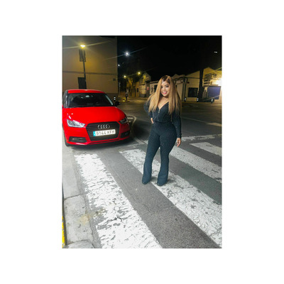 Zoe tu mulata jovencita con ganas de marcha