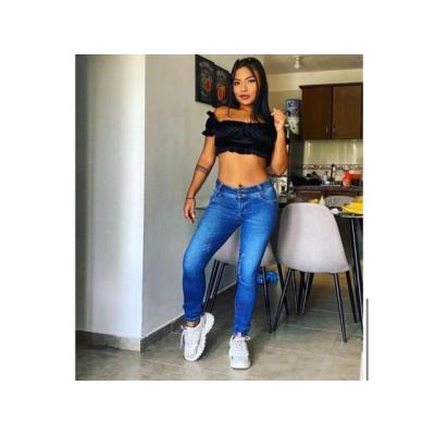 GUAPA Y DISCRETA JOVEN EN TORREVIEJA