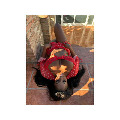 ESTOY ESPERANDO QUE ME COMAS EL COÑO
