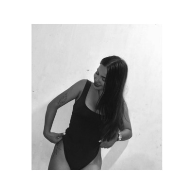 APASIONADA Y ARDIENTE JOVENCITA