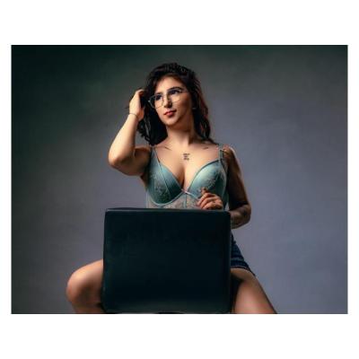 MAMASITA SOLITA EN CASA BUSCA TU COMPAÑIA
