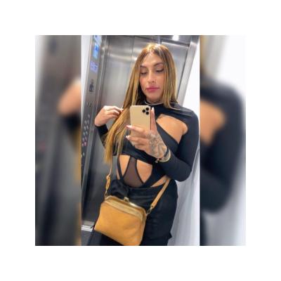 VALERIA JOVENCITA TRANS COLOMBIANA SALIDAS