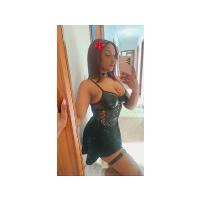 MULATA DE COÑO APRETADITO