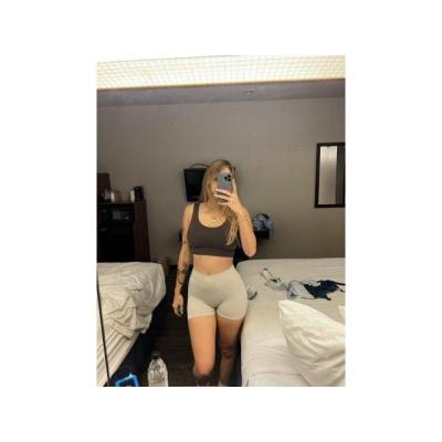 Nori Bikini 