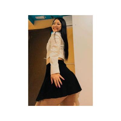 SALOMÉ, UNA LATINA CON ENERGÍA EN
