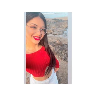 SALOMÉ, UNA LATINA CON ENERGÍA EN