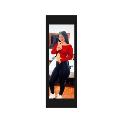 SALOMÉ, UNA LATINA CON ENERGÍA EN