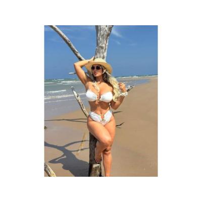 LAURA NOVEDAD
