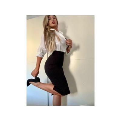 LAURA NOVEDAD