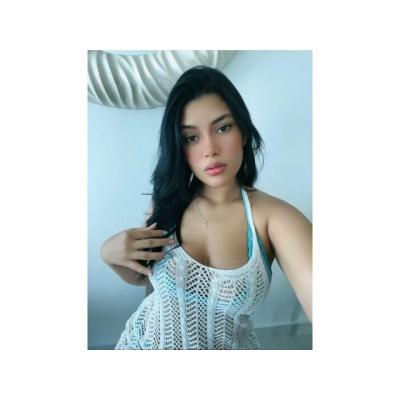 SOY SOFIA, Y TENGO MUCHO QUE OFRECERTE