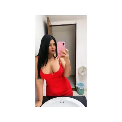 SOY SOFIA, Y TENGO MUCHO QUE OFRECERTE
