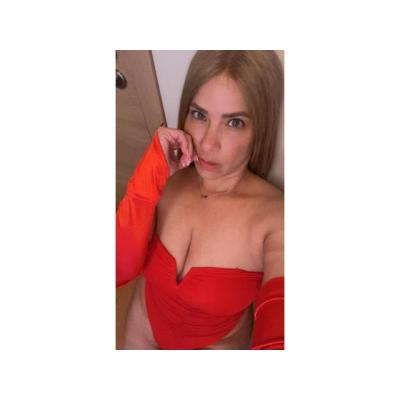 LORENA NUEVA LLAMAME