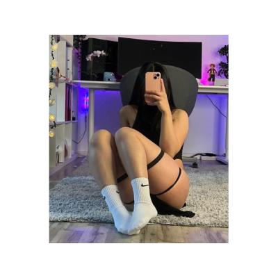 NENA CALIENTE AMANTE AL SEXOv