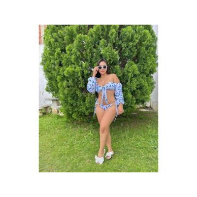 ARDIENTE Y PASIONAL LATINA 