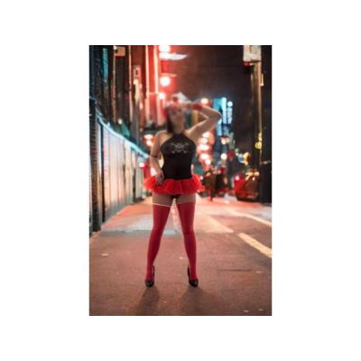 LARA UNA ENCANTADORA MASAJISTA