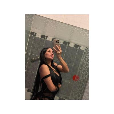SALOME LATINA CUERPO DIVINO