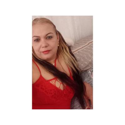 BRASILEÑA ATRACTIVA PURO EROTISMO 