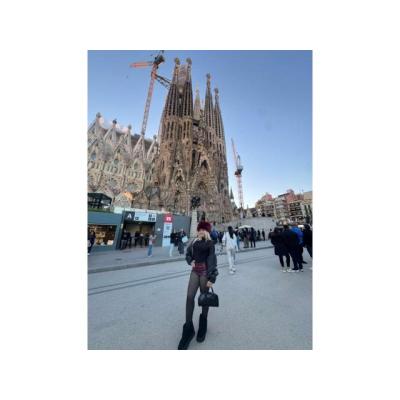 PAOLA , TU CHISPA EXÓTICA