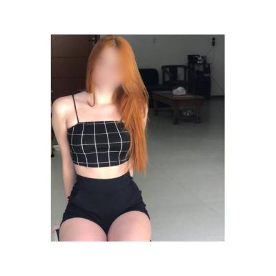 Vecina caliente con ganas de desnudar