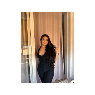 CRISTAL LATINA CON GANAS DE CONOCERTE