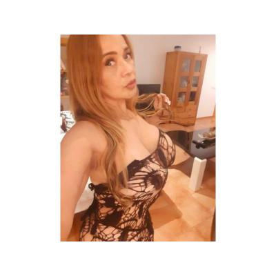 DAME LENGUITA EN MI CHOCHITO