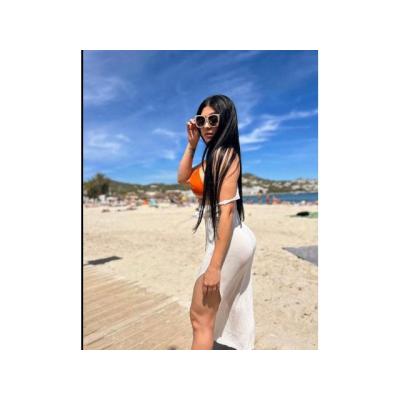 ARDIENTE Y PASIONAL LATINA 
