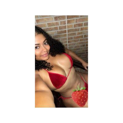 LA MORENA QUE TE DARA MAS PLACER