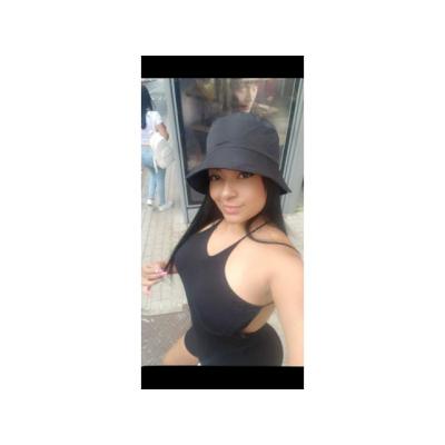 VOY A TU PISO A CHUPAR TODA LECHE