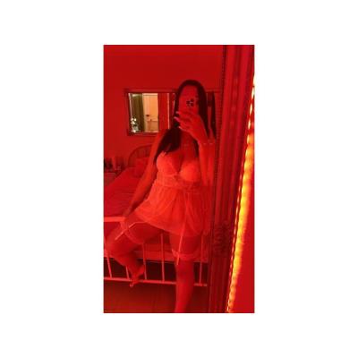 TRES AMIGAS GUAPÍSIMAS RECIÉN LLEGADAS