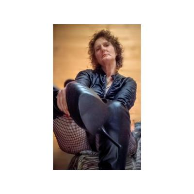 FEMDOM FINDOM DICK RATE LLUVIA SCAT