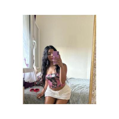 CATALINA RECIEN LLEGADA ATRACTIVA JOVENCITA