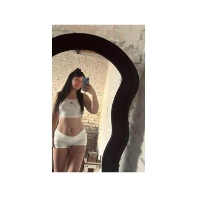 Reina de la sumisión SI QUIERES