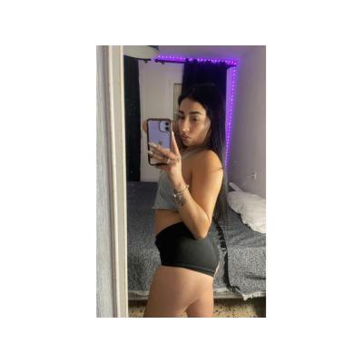 CAMILA HERMOSA JOVENCITA COLOMBIANA NOVEDAD