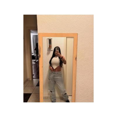 DIVIERTETE CONMIGO ESTARE POR POCO TIEMPO