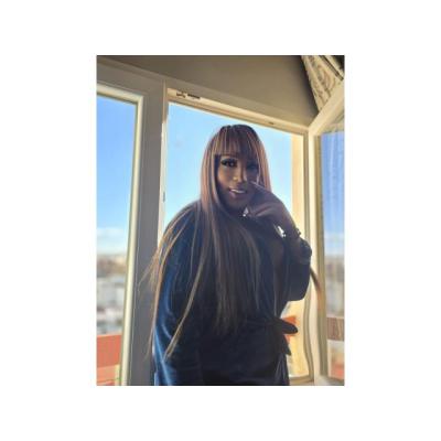 CANELA AUTENTICA TRANS VENEZOLANA MULATA