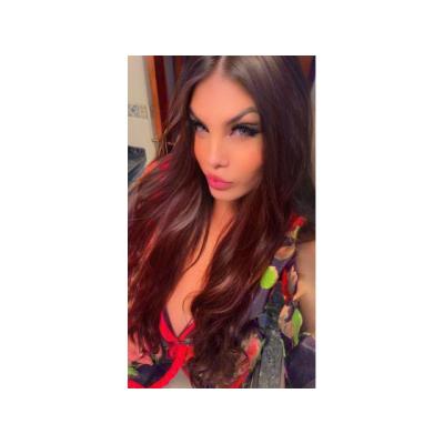 LA LATINA QUE TRANSFORMA CUALQUIER MOMENTO