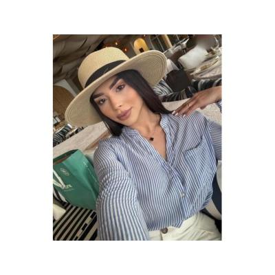 FOGOSA Y DESENFRENADA LATINA 