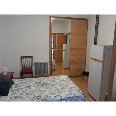 SE ALQUILAN HABITACIONES TODOS LOS SERVICIOS