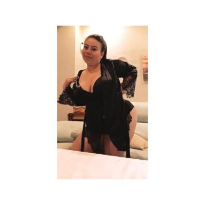 FOGOSA Y DESENFRENADA LATINA