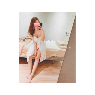 Nueva asiática muy cariñosa en Girona