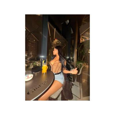 AUTENTICA Y CON GANAS DE CONOCERTE