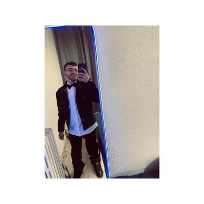 NOVEDAD  LLEGÓ VALENTINO